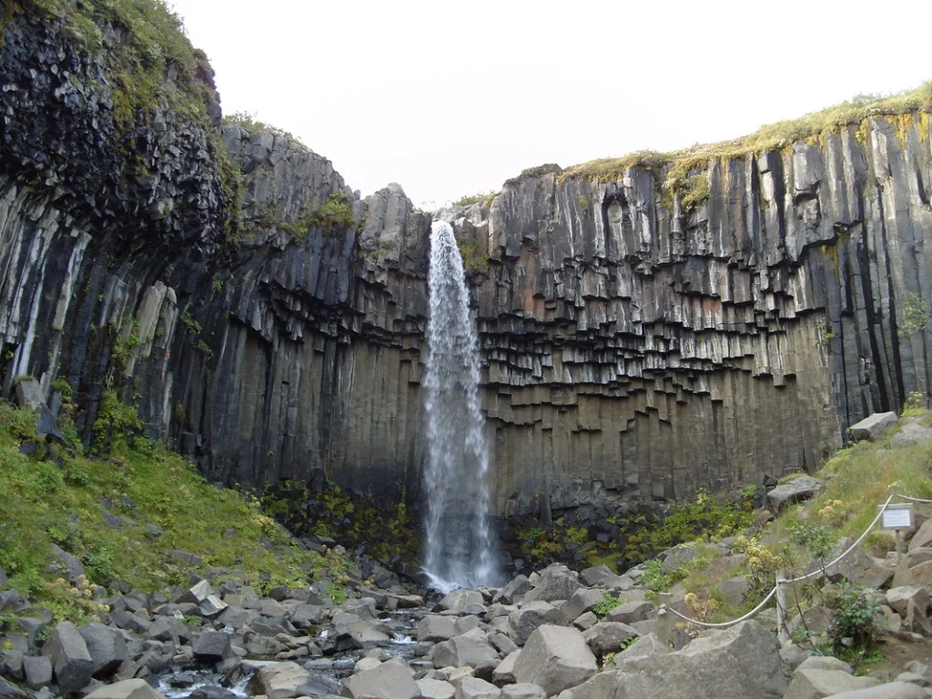 Cueva de Fingal, gruta de Fingal, gruta de la melodía, Uamh Binn, Naturaleza salvaje 4